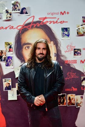 Premiere of the documentary film Flores para Antonio Guests at the premiere of the documentary film Flores para Antonio , on November 25, 2025, in Madrid Spain In Flores para Antonio Alba Flores explores the life and work of her father through unpublished materials, such as home videos, photos, drawings, archival footage and her own music PHOTOCALL FILM PREMIERE Ó Madrid Madrid Spain  Copyright: xOscarxOrtizx 7126327