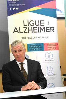The King Visits Alzheimer Cafe JUPRELLE, BELGIUM - NOVEMBER 26 : King Philippe participates in a session of the Alzheimer Café in Juprelle, a ViADem municipality (dementia-friendly city or municipality). The Alzheimer Café is a meeting place where people with Alzheimer s disease, their loved ones, carers, healthcare providers and other interested parties can meet in a warm and informal atmosphere. Over snacks and drinks, they talk about daily life with the disease and work to break down taboos. It is not a medical consultation or therapy, but a place where people can get information, share experiences, find support and reduce loneliness. The meetings are organised by De Ligue Nationale Alzheimer Liga ASBL vzw Vog, chaired by Baroness Hen  Copyright: xBertxVanxDenxBrouckex