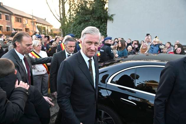 The King Visits Alzheimer Cafe JUPRELLE, BELGIUM - NOVEMBER 26 : King Philippe participates in a session of the Alzheimer Café in Juprelle, a ViADem municipality (dementia-friendly city or municipality). The Alzheimer Café is a meeting place where people with Alzheimer s disease, their loved ones, carers, healthcare providers and other interested parties can meet in a warm and informal atmosphere. Over snacks and drinks, they talk about daily life with the disease and work to break down taboos. It is not a medical consultation or therapy, but a place where people can get information, share experiences, find support and reduce loneliness. The meetings are organised by De Ligue Nationale Alzheimer Liga ASBL vzw Vog, chaired by Baroness Hen Copyright: xBertxVanxDenxBrouckex