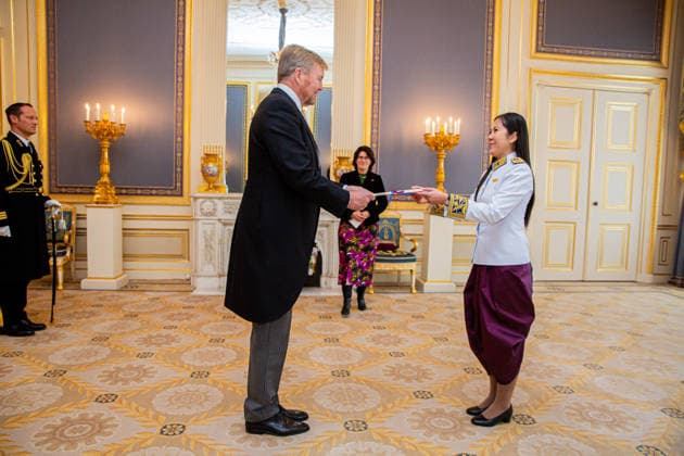 26-11-2025 Palace King Willem-Alexander during the credentials (geloofsbrieven) of the Ambassador of the Kingdom of Cambodia, Her Excellency S. Kimsour, at palace Noordeinde in The Hague. Â  Copyright: xPPEx