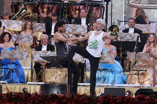 Croatia, Zagreb, 261125. Concert Andre Rieu and Johann Strauss Orchestra held at Arena Zagreb. Photo: Ranko Suvar CROPIX Copyright: xxRankoxSuvarx andre_rieu43-261125