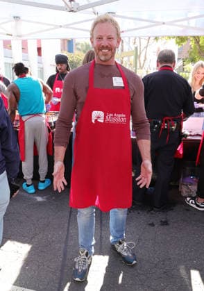 26 November 2025 - Los Angeles, California - Ian Ziering. 2025 Thanks & Giving On Skid Row held at Los Angeles Mission. Los Angeles USA - ZUMAa123 20251126_zaa_a123_060 Copyright: xADx