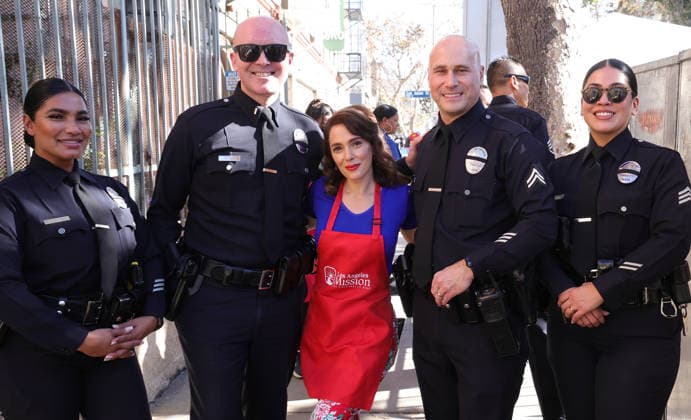 26 November 2025 - Los Angeles, California - Christina DeRosa,. 2025 Thanks & Giving On Skid Row held at Los Angeles Mission. Photo Copyright: xAdMediax