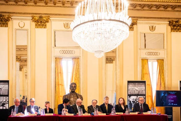 Premiere At La Scala -Lady Macbeth Of The Mtsensk District- Press Conference La Scala Theatre - Milan, Italy Carlo Rossanigo;Massimiliano Di Silvestre;Cristina Parenti;Tommaso Sacchi;Fortunato Ortombina;Riccardo Chailly;Vasily Barkhatov;Sara Jakubiak;Paolo Besana Premiere At La Scala -Lady Macbeth Of The Mtsensk District- Press Conference La Scala Theatre - Milan, Italy 26th November 2025  Copyright: xALFONSOxCATALANO SGPITALIAx
