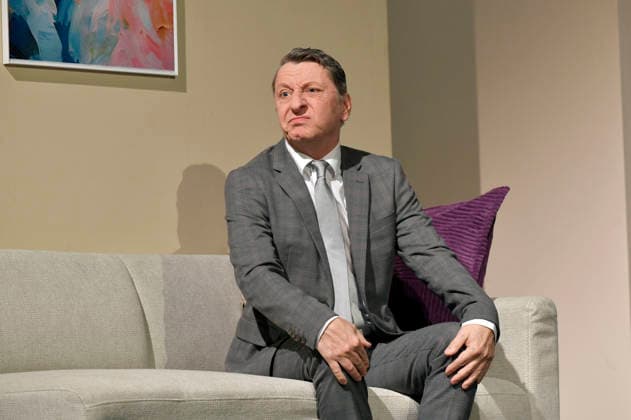 Jens Krause at the photo rehearsal for the play Der Neurosen Kavalier at the Schlosspark Theater Berlin, 26 11 2025 Foto:xM.xBehrensx xFuturexImagex neurosenkavalier_5140