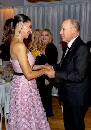 26-11-2025 Monaco Adriana Abascal and Prince Albert of Monaco during a gala for the Princess Grace hospital of Monaco. at the Yacht Club de Monaco. The proceeds of the evening will be donated to Oeuvre de Soeur Marie Association of Monaco for the purchase of medical equipment for the Princess Grace hospital of Monaco. Â  Copyright: xPPEx