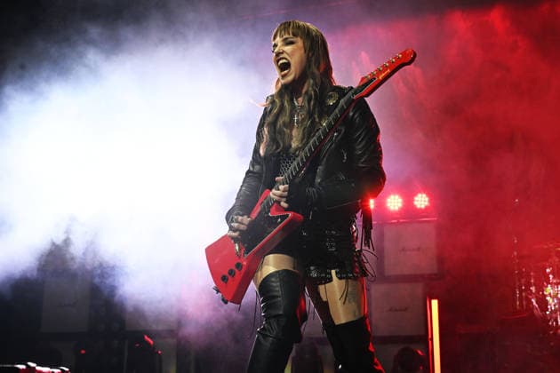 Halestorm performing at O2 Arena in London LONDON, ENGLAND - NOVEMBER 26: Lzzy Hale of ˜Halestorm™ performing at O2 Arena, Greenwich on November 26, 2025 in London, England. CAP MAR MAR Great Britain Copyright: xMartinxHarris CapitalxPicturesx