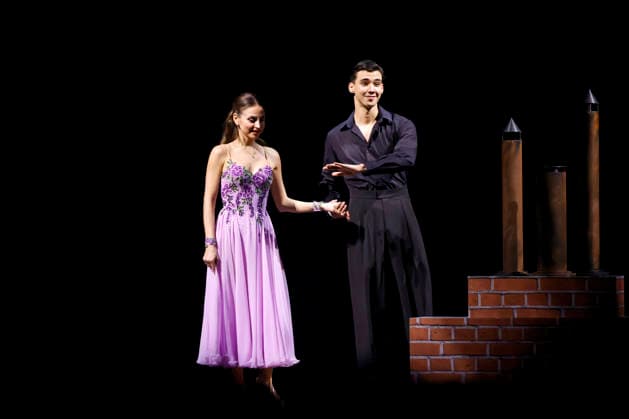 Golf pro Diego Pooth and dancer Ekaterina Leonova at Lets Dance The Live Tour in the Lanxess Arena Cologne, 26 11 2025 NRW Germany Copyright: xChristophxHardtx