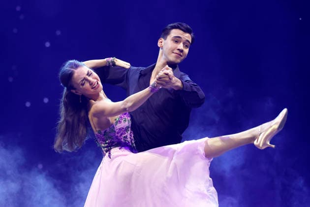 Golf pro Diego Pooth and dancer Ekaterina Leonova at Lets Dance The Live Tour in the Lanxess Arena Cologne, 26 11 2025 NRW Germany Copyright: xChristophxHardtx