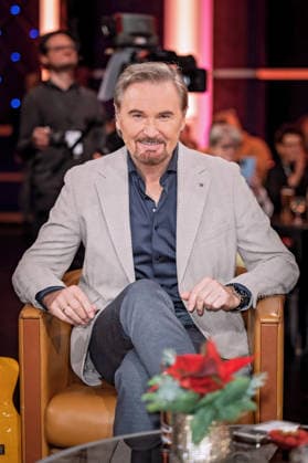 MDR Riverboat singer Nik P Nikolaus Presnik on the occasion of the recording of the MDR talk show Riverboat on 27 11 2025 at Mediacity Leipzig 20251127SFL0009