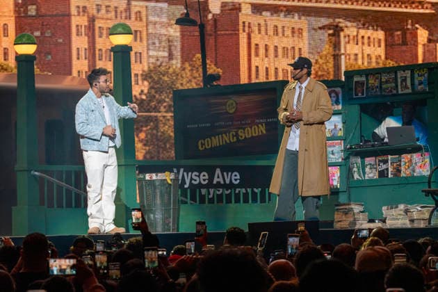 Singer Romeo Santos (R) and Prince Roy perform at a listening party concert prior to the release of their new album at Madison Square Garden in New York, United States, 26 November 2025. Romeo Santos and Prince Roy perform in New York !ACHTUNG: NUR REDAKTIONELLE NUTZUNG!  Copyright: xAngelxColmenaresx AME3346 20251128-55018669972_1