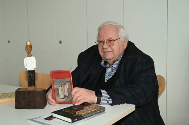 Author Prof Dr Theol Manfred Becker Huberti poses at the launch of his new book Vom Vierten der Heiligen Drei Könige (The Fourth of the Magi)