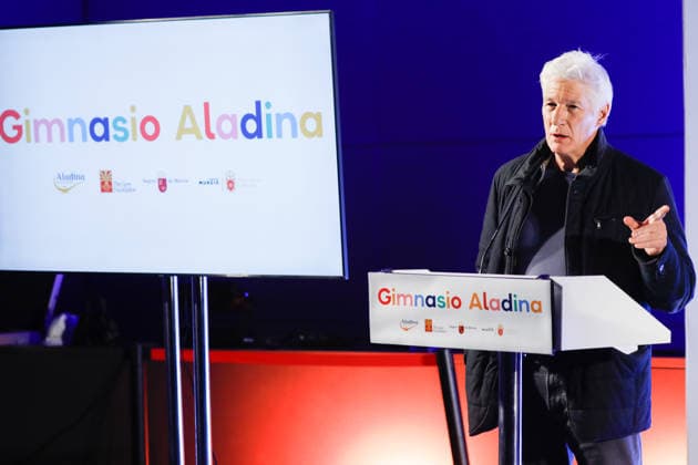 Laying of the first stone of the Aladina Pediatric Gymnasium Actor Richard Gere intervenes during the laying of the first stone of the Aladina Pediatric Gymnasium, at the Hospital Materno Infantil Virgen de La Arrixaca, 28 NOVEMBER 2025, in Murcia Spain The event consists of laying the first stone of what will be the largest pediatric oncology gymnasium in Spain, covering some 400 square meters and with a budget of around one million euros 28 NOVEMBER 2025 GERE ACTOR GYMNASIO FUNDACIÓN ALADINA NIÑOS ONCOLOGÍA Murcia Murcia Espana  Copyright: xEduxBotellax 7134093
