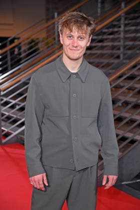 Max Schimmelpfennig at the festival opening of AROUND THE WORLD IN 14 FILMS at the cinema in the Kulturbrauerei in Berlin on 28 11 2025