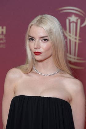 22nd Marrakech International Film Festival Opening Ceremony Jury Member, Anya Taylor-Joy attends the during the 22nd Marrakech International Film Festival Opening Ceremony on November 28, 2025 in Paris, France. Photo by Nasser Berzane ABACAPRESS.COM Paris France  Copyright: xBerzanexNasser ABACAx