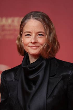 Jodie Foster attends the Opening Red Carpet during the 22nd Marrakech International Film Festival on November 28, 2025 in Marrakech, Morocco Marrakech, Morocco 28 11 2025 451096 2025 11 28 MARRAKECH Morocco  Copyright: xRomualdxMeigneuxx xStarfacex STAR_451096_130