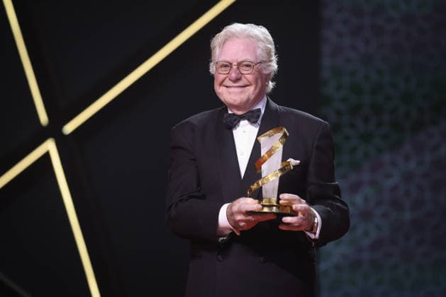 Hussein Fahmy receives the Tribute Award during the Opening Ceremony during the 22nd Marrakech International Film Festival on November 28, 2025 in Marrakech, Morocco Marrakech, Morocco 28 11 2025 451096 2025 11 28 MARRAKECH Morocco  Copyright: xRomualdxMeigneuxx xStarfacex STAR_451096_167