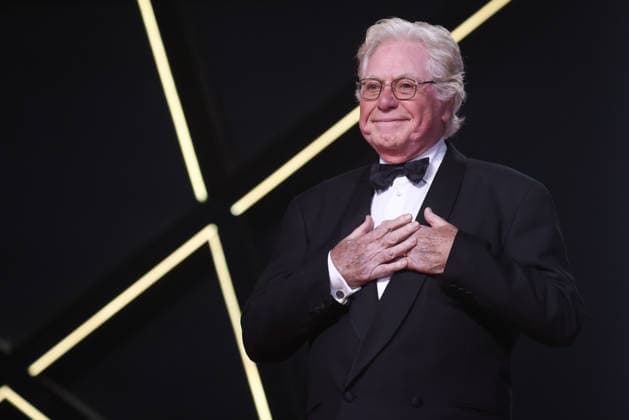 Hussein Fahmy receives the Tribute Award during the Opening Ceremony during the 22nd Marrakech International Film Festival on November 28, 2025 in Marrakech, Morocco Marrakech, Morocco 28 11 2025 451096 2025 11 28 MARRAKECH Morocco  Copyright: xRomualdxMeigneuxx xStarfacex STAR_451096_168