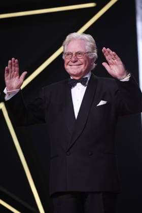 Hussein Fahmy receives the Tribute Award during the Opening Ceremony during the 22nd Marrakech International Film Festival on November 28, 2025 in Marrakech, Morocco Marrakech, Morocco 28 11 2025 451096 2025 11 28 MARRAKECH Morocco  Copyright: xRomualdxMeigneuxx xStarfacex STAR_451096_170