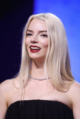 Anya Taylor Joy attends the Opening Red Carpet during the 22nd Marrakech International Film Festival on November 28, 2025 in Marrakech, Morocco Marrakech, Morocco 28 11 2025 451096 2025 11 28 MARRAKECH Morocco  Copyright: xRomualdxMeigneuxx xStarfacex STAR_451096_189