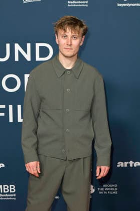 Max Schimmelpfennig at the festival opening and the premiere of the feature film Sentimental Value at the 20 World Cinema Festival Around the World in 14 Films at the Kino in derKulturBrauerei Berlin, 28 11 2025 Foto:xM.xBehrensx xFuturexImagex world_5106