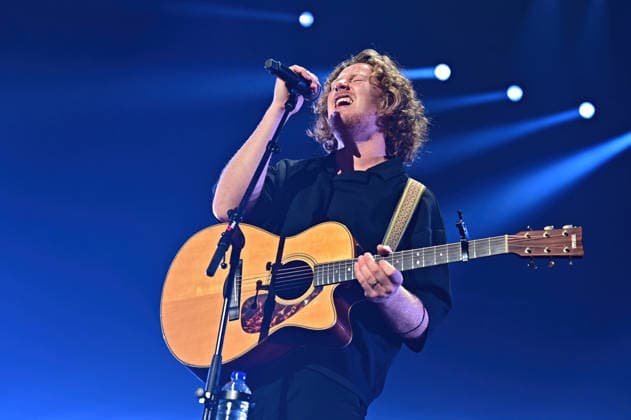 Night of the Proms 2025 Singer Michael Schulte during a performance at the Night of the Proms 2025 on 28 11 2025 in the SAP Arena Mannheim 20251128MWI099693