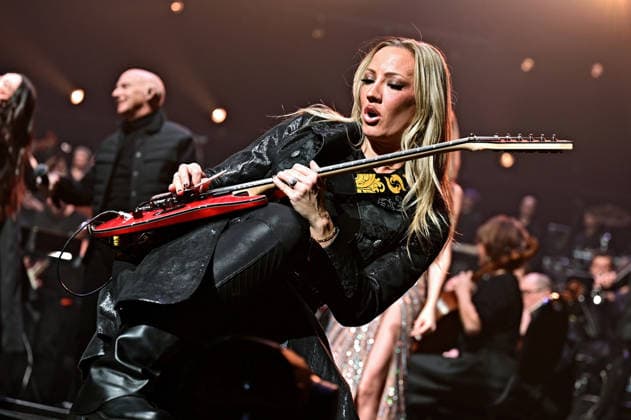 Night of the Proms 2025 Guitarist Nita Strauss during a performance at the Night of the Proms 2025 on 28 11 2025 at the SAP Arena Mannheim 20251128MWI100705