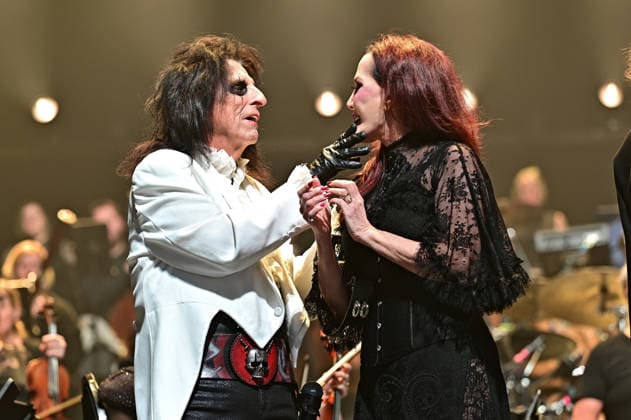 Night of the Proms 2025 Singer Alice Cooper and his wife Sheryl during a performance at the Night of the Proms 2025 on 28 11 2025 at the SAP Arena Mannheim 20251128MWI100606