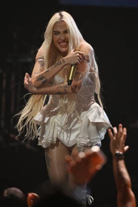 Elena Rose performs during opening night of The Alma Tour at The Fillmore on November 28, 2025 in Miami Beach Featuring: Elena Rose Where: Miami Beach, Florida, United States When: 28 Nov 2025 Credit: Robert Bell INSTARimages EDITORIAL USE ONLY. NOT FOR USE BY NEWSPAPERS BASED IN THE UK. Copyright: xx instar55300312