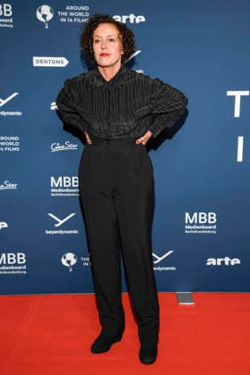 ABBberlin Maria Schrader actress on the red carpet at the festival opening AROUND THE WORLD IN 14 FILMS at Cinestar Kino in der Kulturbrauerei Berlin on 28 11 2025 Berlin Germany