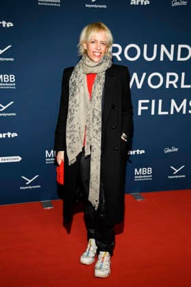 ABBberlin Katja Eichinger on the red carpet at the festival opening AROUND THE WORLD IN 14 FILMS at Cinestar Kino in der Kulturbrauerei Berlin on 28 11 2025 Berlin Germany