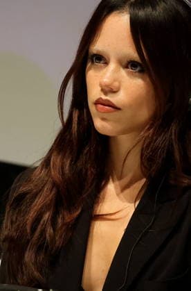 Jenna Ortega en conférence de presse du jury dans le cadre de la 22ème édition du Festival International du Film de Marrakach, Maroc, le 29 novembre 2025 Dominique Jacovides Bestimage Press conference of the jury as part of the 22nd edition of the Marrakech International Film Festival, Morocco, on November 29, 2025 Marrakech Maroc  Copyright: xDOMINIQUExJACOVIDESx xBESTIMAGExDOMINIQUExJACOVIDESx xBESTIMAGEx