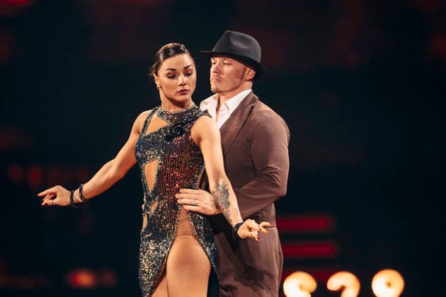 Fabian Hambüchen and Anastasia Maruster at Let s Dance Die Live Tour 2025 in the Messehalle Erfurt, 28 11 2025 Foto:xM.xKremerx xFuturexImagex dance_5324