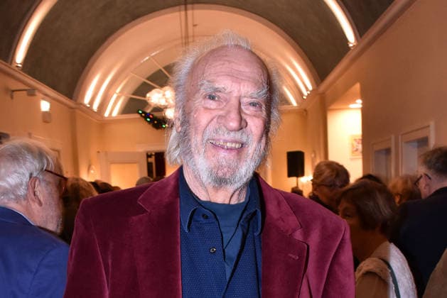 Achim Wolff at the Der Neurosen Kavalier Theater Premiere at Schlossparktheater on 29 11 2025 in Berlin Der Neurosen Kavalier Theater Premiere in Berlin