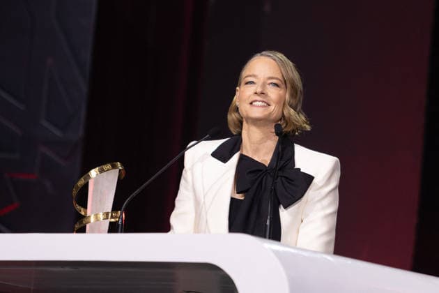 22nd Marrakech International Film Festival Day 2 Jodie Foster receives the Tribute Award attends the 22nd Marrakech International Film Festival Day 2 on November 29, 2025 in Paris, France. Photo by Nasser Berzane ABACAPRESS.COM Paris France  Copyright: xBerzanexNasser ABACAx
