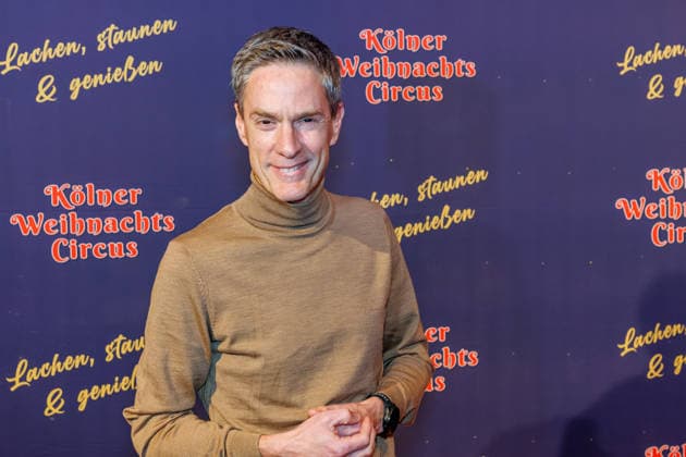 29 11 2025 Cologne For the tenth edition, producers Ilja and Katja Smitt have put together a brand new program, which will also delight with 3 large ensemble numbers More than 60 international award-winning artists offer 120 minutes of pure pleasure with lots of hum