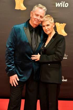 ABBdortmund Heiko Wasser, Susanne Wasser sports presenter couple as guests on the red carpet at the Kinderlachen Gala 2025 in the Westfalenhalleon 29 11 2025 in Dortmund NRW Germany