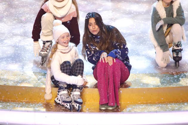 Vanessa Mai in the ARD TV show Das Adventsfest der 100 000 Lichter 2025 at the Congress Center Suhl Suhl, 29 11 2025 Foto:xAgenturxWehnertx xGränzdörferx xFuturexImagex advendsfest_5113