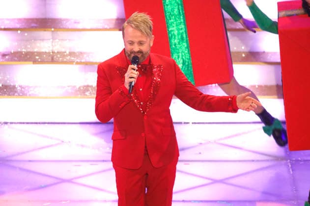 Ross Antony in the ARD TV show Das Adventsfest der 100 000 Lichter 2025 at the Congress Center Suhl Suhl, 29 11 2025 Foto:xAgenturxWehnertx xGränzdörferx xFuturexImagex advendsfest_5146