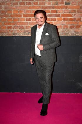 Uwe Herrmann at the premiere of the dinner show Moments 3 in the Chapiteau der Träume in the Ostra Dome Ostra Studios Dresden, 28 11 2025 Foto:xM.xWehnertx xFuturexImagex moments_5116