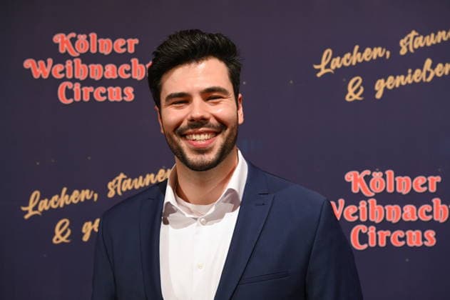 Presenter Riccardo Vaccaro attends the premiere of the 10th Cologne Christmas Circus