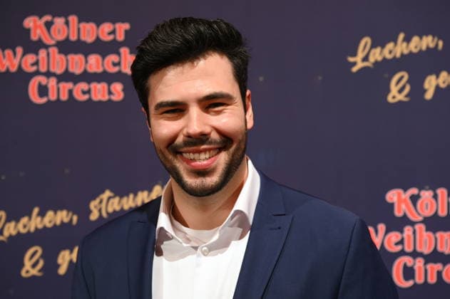 Presenter Riccardo Vaccaro attends the premiere of the 10th Cologne Christmas Circus
