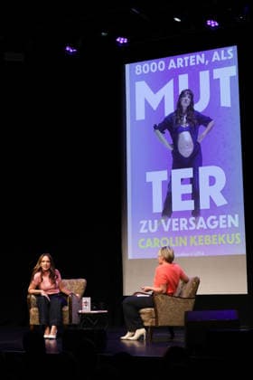 Carolin Kebekus with presenter Sabine Heinrich at the book premiere of 8000 ways to fail as a mother on 30 11 2025 at Gloria in Cologne Carolin Kebekus at the premiere of her book in Cologne