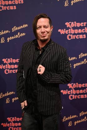 Musician and singer Izzy Gallegos, former member of the boy band US5, comes to the premiere of the 10th Cologne Christmas Circus