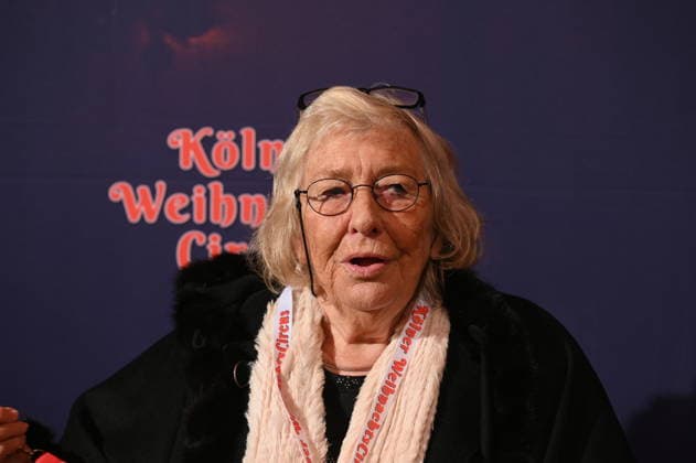Journalist Carmen Thomas attends the premiere of the 10th Cologne Christmas Circus