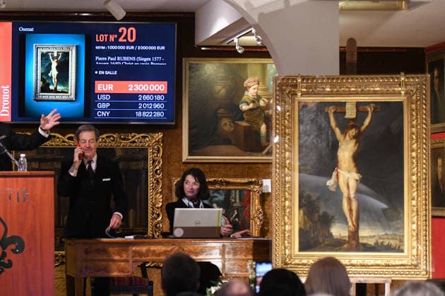 Rubens Painting Christ on the Cross Sold for Ä2.3 Million - Versailles The painting Christ on the Cross (Le Christ en croix, 1614–1615) by Flemish master Peter Paul Rubens was sold for Ä2.3 million at an auction in Versailles, France, on November 30, 2025. After being found in a private Paris mansion, the painting shocked the art world and drew major attention from international collectors, museums, and historians. Photo by Florian Poitout ABACAPRESS.COM Versailles France  Copyright: xPoitoutxFlorian ABACAx