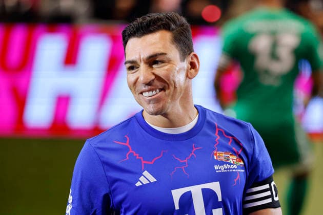 Soccer player Lucio Team BigShoe at Telekom Starkick 2025 in the Telekom Dome Numerous soccer legends, celebrities, influencers and stars kicked for a good cause on the small pitch Bonn, 30 11 2025 NRW Germany Copyright: xChristophxHardtx