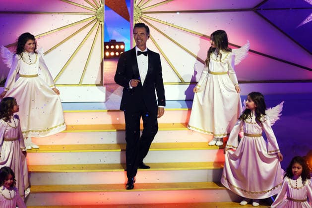 The Advent Festival of 100,000 Lights 2025 Presenter Florian Silbereisen enters the stage The Advent Festival of 100,000 Lights 2025 ARD ORF Show from 29 11 2025 at the Congress Center Suhl Thuringia, Germany