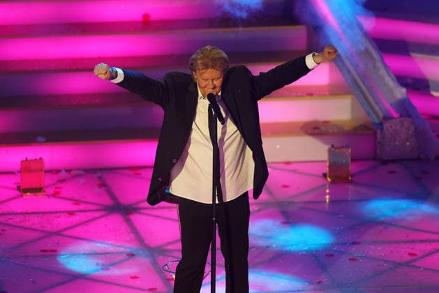 The Advent Festival of 100,000 Lights 2025 Howard Carpendale German South African pop singer The Advent Festival of 100,000 Lights 2025 ARD ORF Show from 29 11 2025 at the Congress Center Suhl Thuringia, Germany