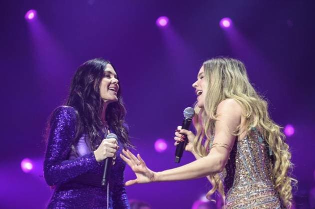 Oberhausen Night Of The Proms FOR EDITORIAL PURPOSES ONLY EDITORIAL USE ONLY p Joss Stone and Vanessa Amorosi at Night Of The Proms on Sunday, November 30, 2025, at the Arena in Oberhausen Oberhausen Copyright UwexErnst Copyright: UwexErnst doc83hrjvmyiyggwiy16q0 ,EDITORIAL USE ONLY Copyright: UwexErnst